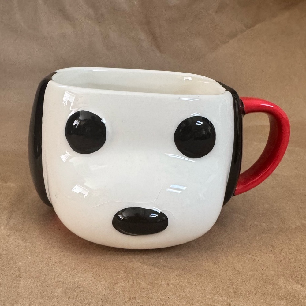 2016 Funko Pop! Home Peanuts Snoopy Ceramic Mug. 12oz